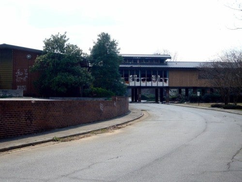 Main hospital building at Brook Run Park/former Georgia Retardation Center, March 2007 (demolished later that year). (Photo: Amber Rhea)