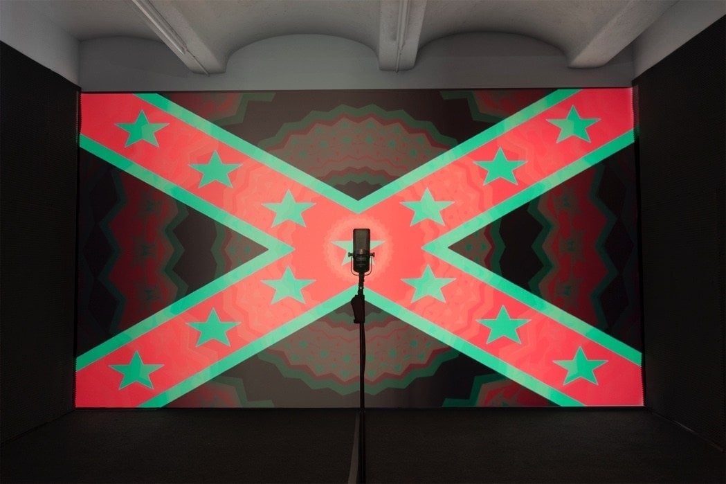 red and green cross bars with stars