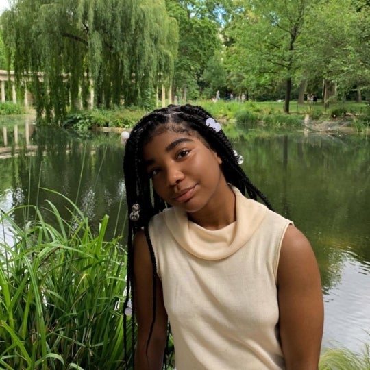 Burnaway Assistant Editor Bryn Evans Wins 2022 Rabkin Prize for Visual Arts Journalism