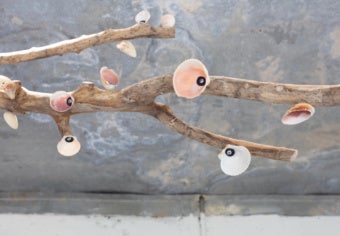 Installation view of Sterling Allen: TWEEN at Neue Welt, Nashville. Image by and courtesy of Neue Welt, Nashville.